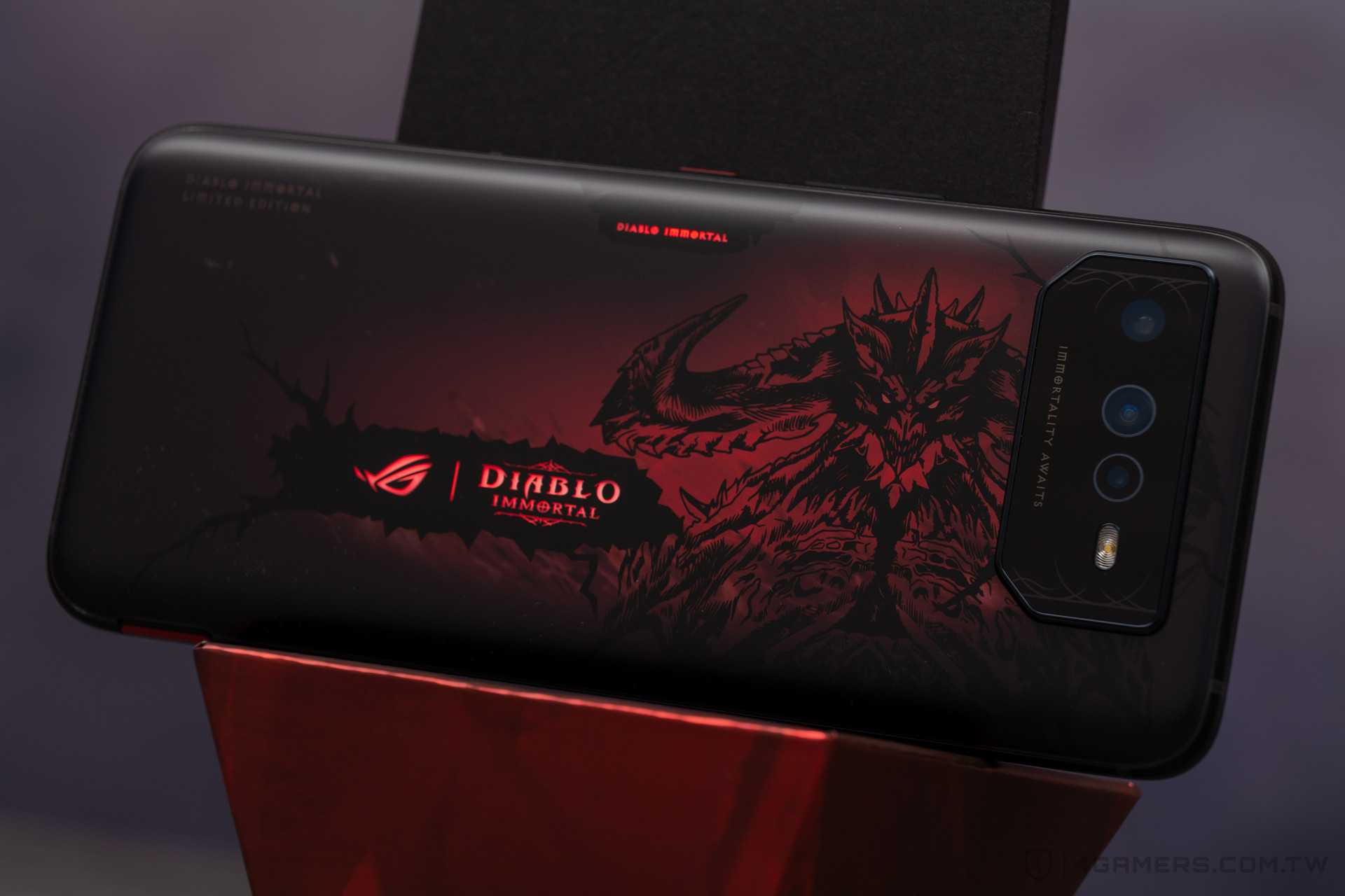 ASUS ROG Phone 6 Diablo Immortal Edition 暗黑破換神 永生不朽版